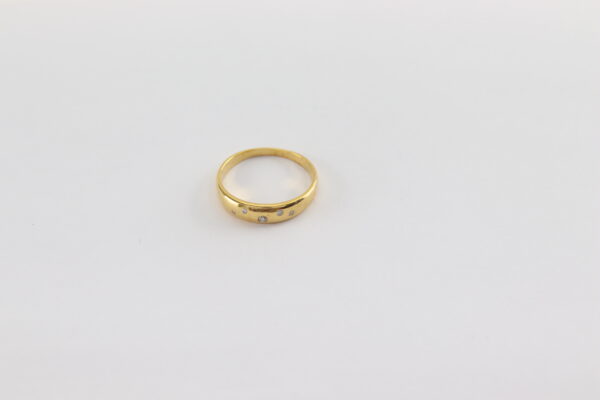 Schmaler Ring in Gelbgold  mit Diamanten – Bild 3