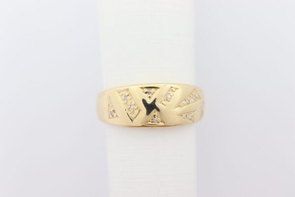 Ring in Gelbgold mit kleinen Diamanten – Bild 4