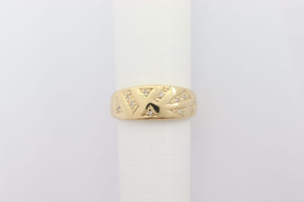 Ring in Gelbgold mit kleinen Diamanten – Bild 5