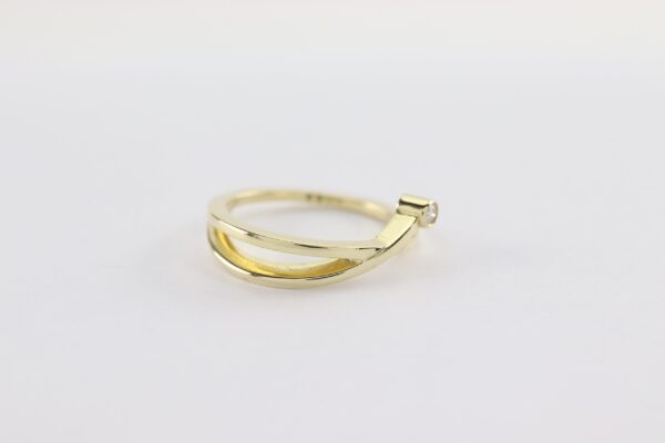 Ring in Gelbgold mit Diamant - – Bild 2