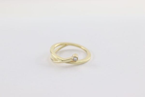 Ring in Gelbgold mit Diamant - – Bild 4