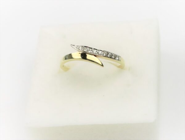 Ring in Gelbgold mit Zirkonia – Bild 2