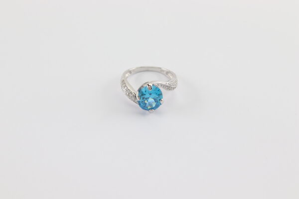 Ring mit blauem Zirkonia in Sterlingsilber – Bild 8