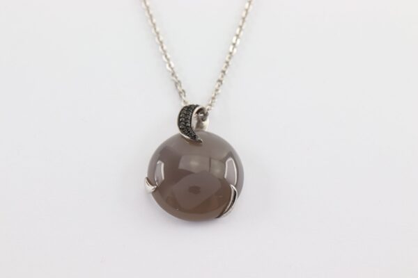 Collier in Sterlingsilber mit einem Achat