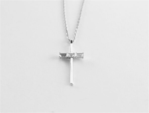 Collier mit Kreuz in Sterlingsilber rhodiniert – Bild 3