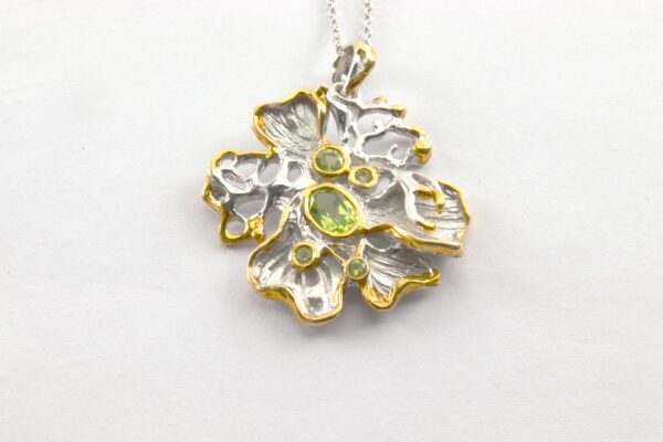 Collier in Sterlingsilber z.T. vergoldet mit Peridot