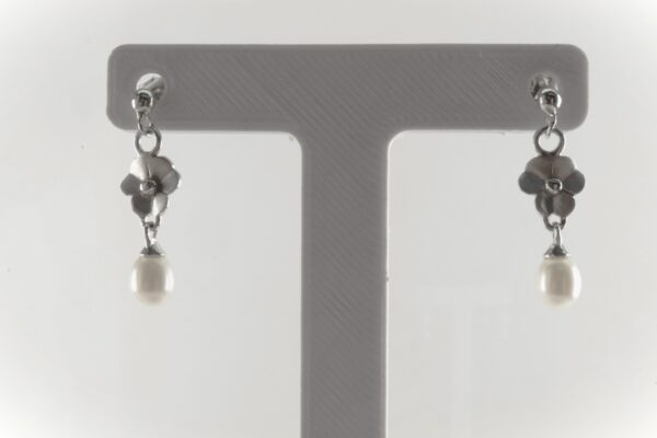 kleine Ohrstecker in Sterlingsilber mit Perle – Bild 5