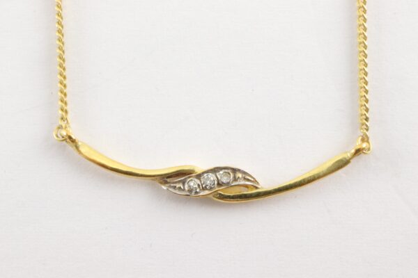 feines Collier in Gelbgold mit Diamanten – Bild 4