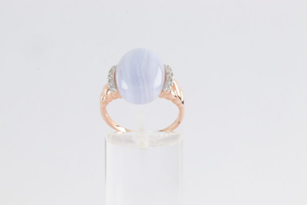 Ring in Sterlingsilber vergoldet mit Chalcedon