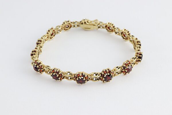 Armband aus Gelbgold mit Granat