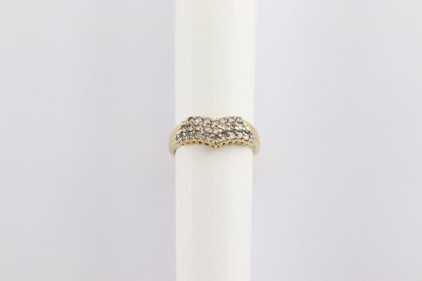 feiner Ring in Gelbgold mit Diamanten – Bild 2