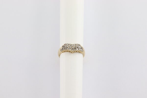 feiner Ring in Gelbgold mit Diamanten – Bild 4